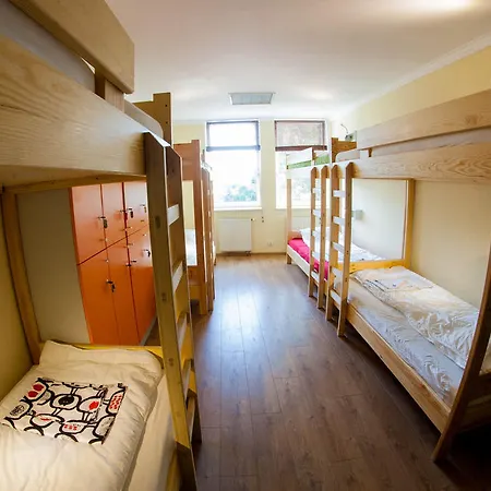 Hostel Cycle On *